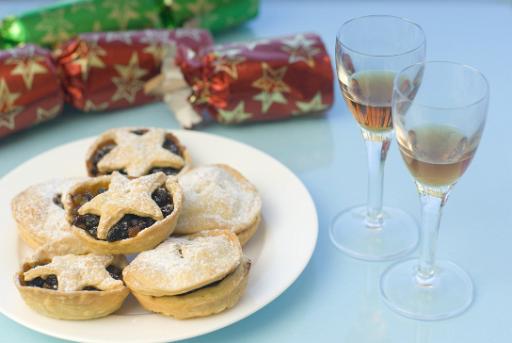 sherry, crackers and mince pies